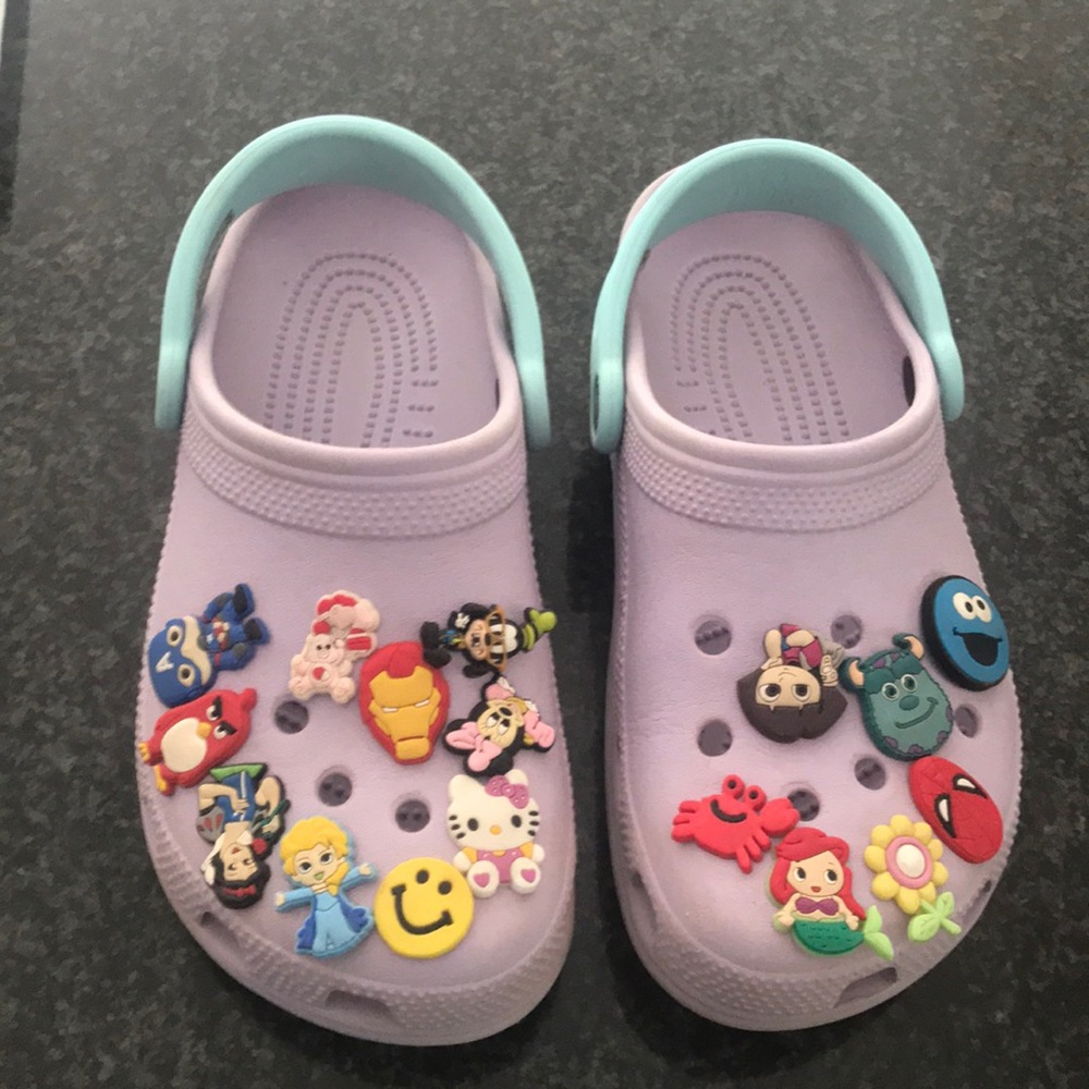 Crocs lavender women’s 7